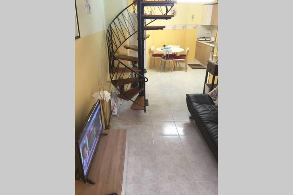 شقة آكورونيا  في Loft A 5 Minutos Playa De Riazor المظهر الخارجي الصورة
